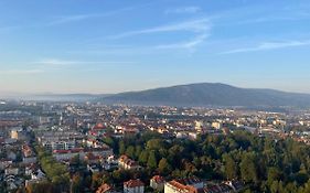 Studio With A View On City Center Park